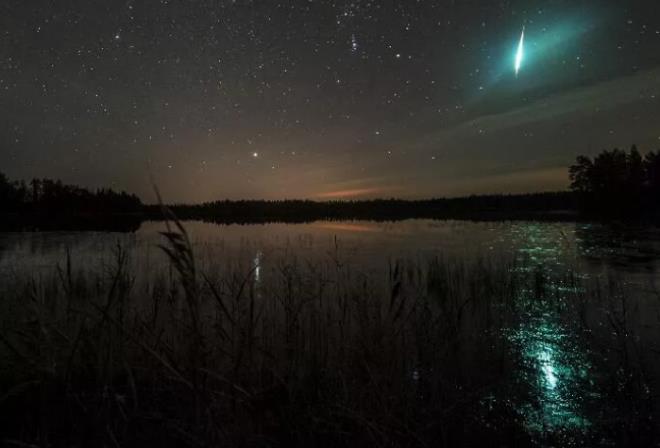 Nằm mơ thấy một ngôi sao băng đang đứng yên