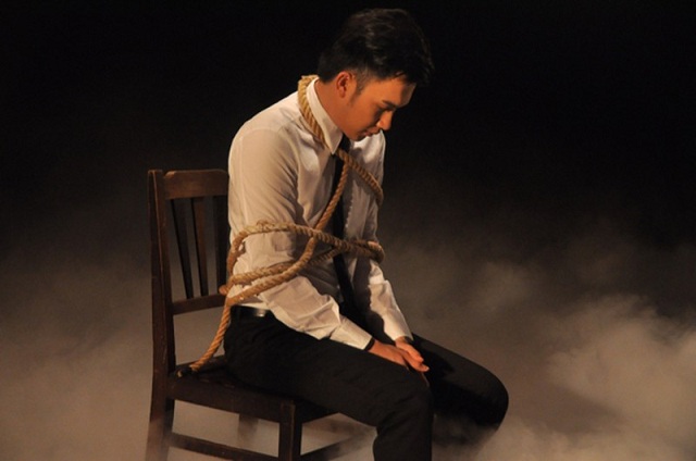 Người đàn ông mơ thấy mình bị bắt cóc