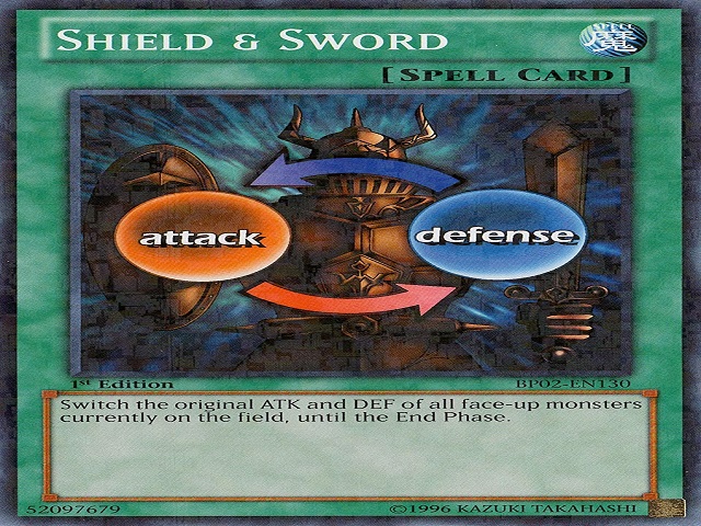 Khiên và Kiếm được sử dụng để tấn công và phòng thủ tất cả các thẻ quái vật