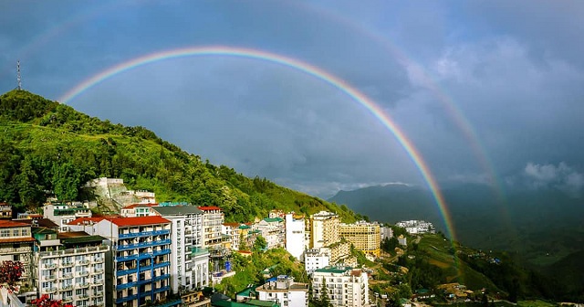 Mơ thấy cầu vồng sau núi