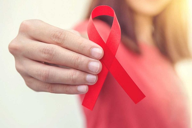 Ngủ mơ thấy mình bị nhiễm HIV.