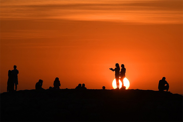 Ngủ gật ngắm hoàng hôn là một cơn ác mộng