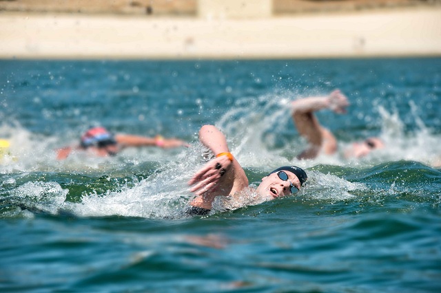 Mơ thấy đào trong hồ