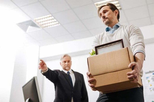 Mơ thấy tôi bị đuổi việc