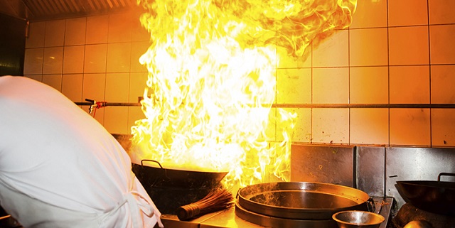 Mơ thấy lửa cháy trong nhà