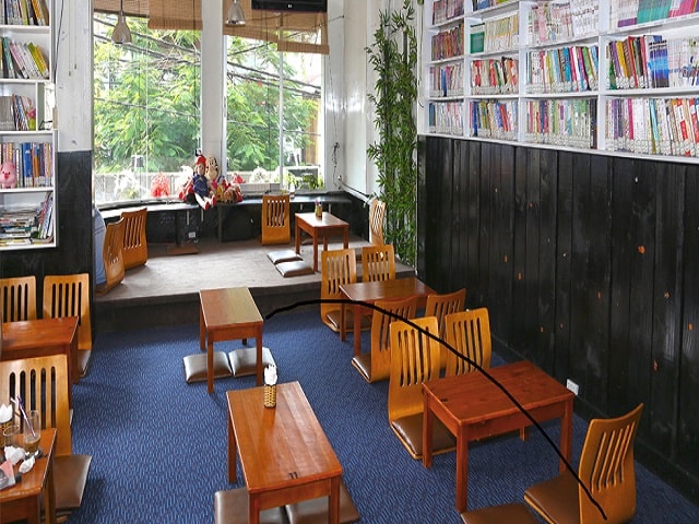 Bukafe co khong gian thoai mai yen tinh