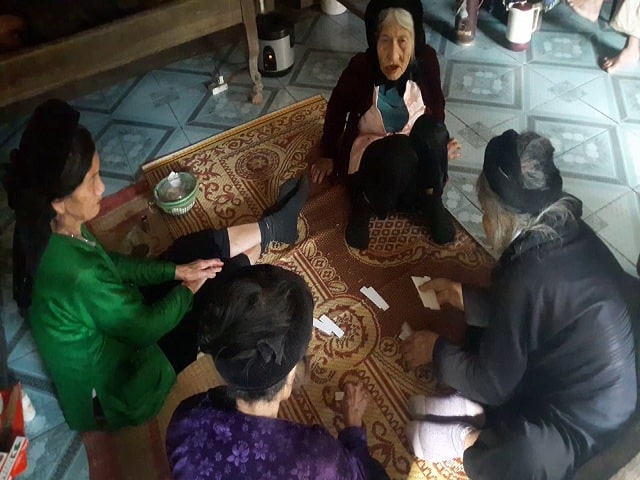 Hình ảnh chơi bài Tam Cúc