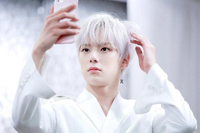 Người tình bạc tóc mộng đẹp