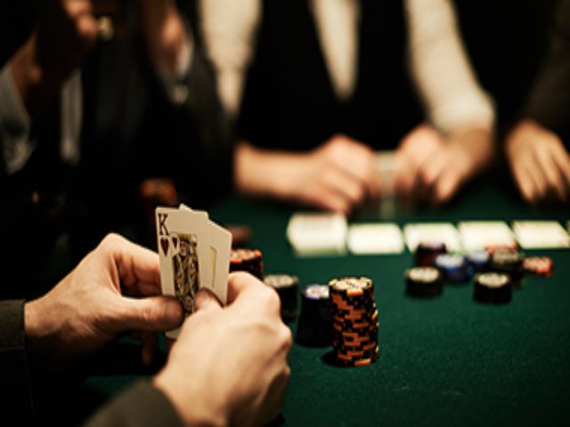 Poker được nhiều người yêu thích poker được nhiều người yêu thích