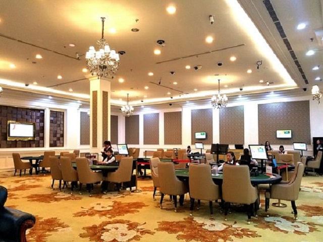 luu y khi chơi sòng bạc câu lạc bộ trò chơi quốc tế hoàng gia