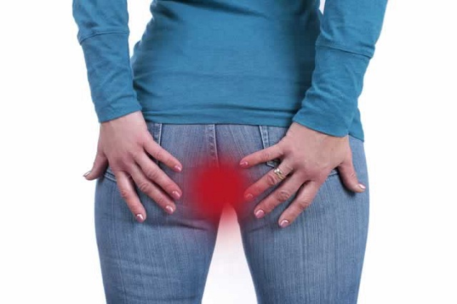 Nằm mơ thấy máu kinh dính vào quần áo