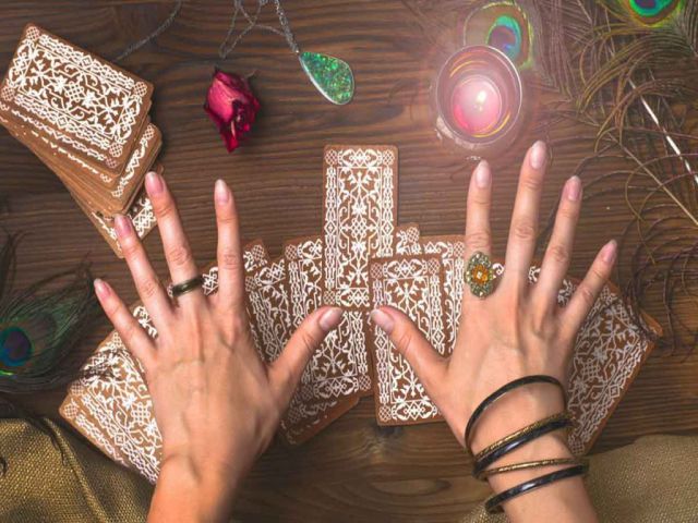 Cần tuân thủ các quy tắc trong bài tay 