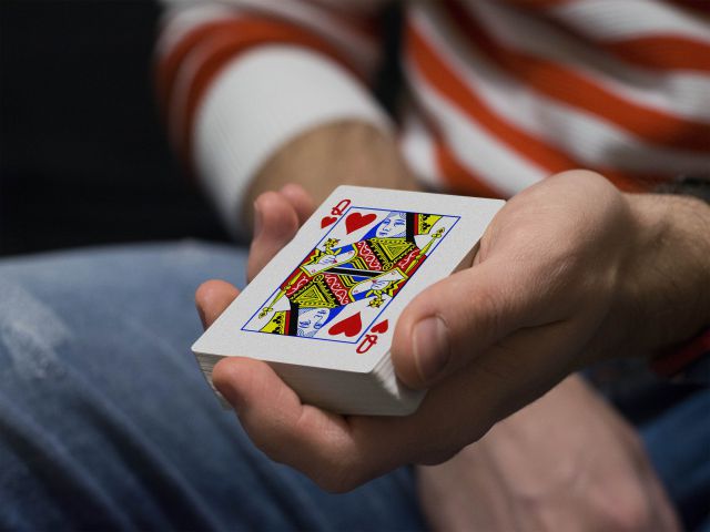 Người mang bài hát là người làm nên sự bình yên. 