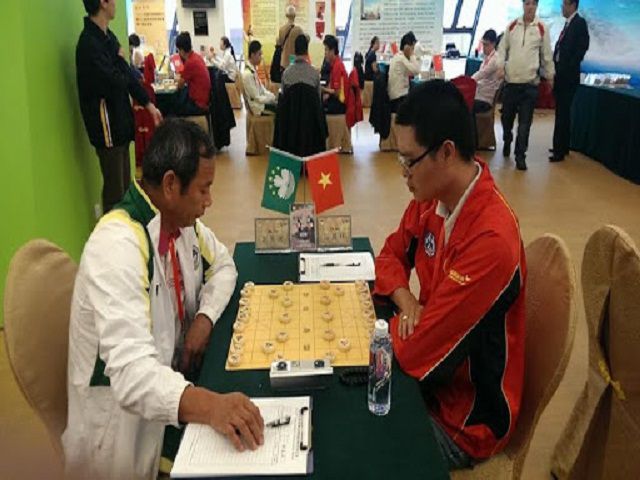 Nguyễn Hoàng ở tuổi dựng chồng 