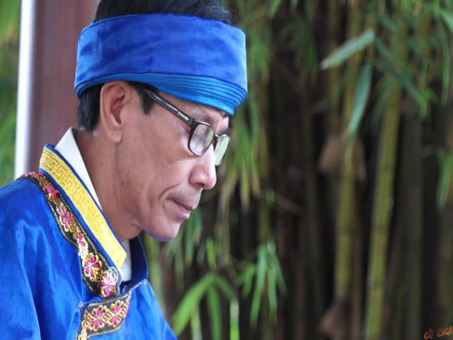 Anh ấy có vài tháng xuống đường vào Nam "Bạn có cần phải chiến đấu không" cua