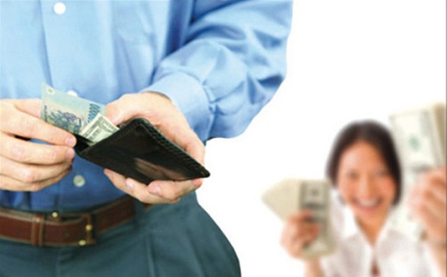 Nằm mơ thấy một người đàn ông cho mình tiền