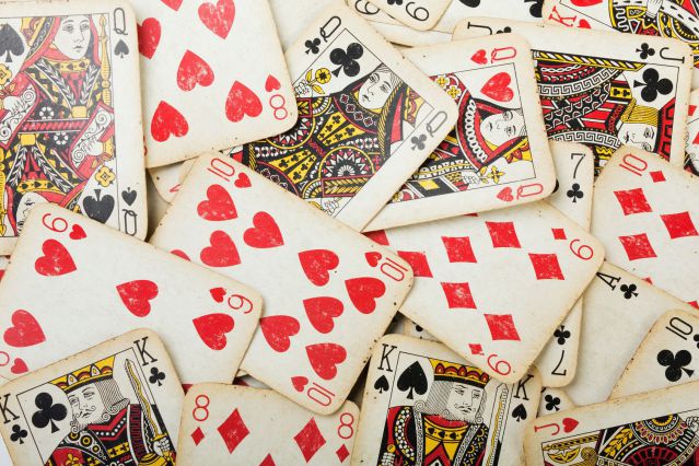 Ghi lại những lá bài bạn đã chơi khi chơi poker