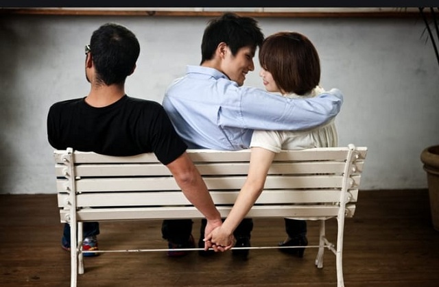 Nanmo đổi vợ ngoại quốc