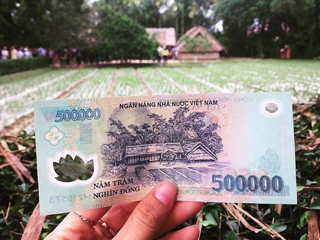 Mơ thấy ai đó cho 500.000