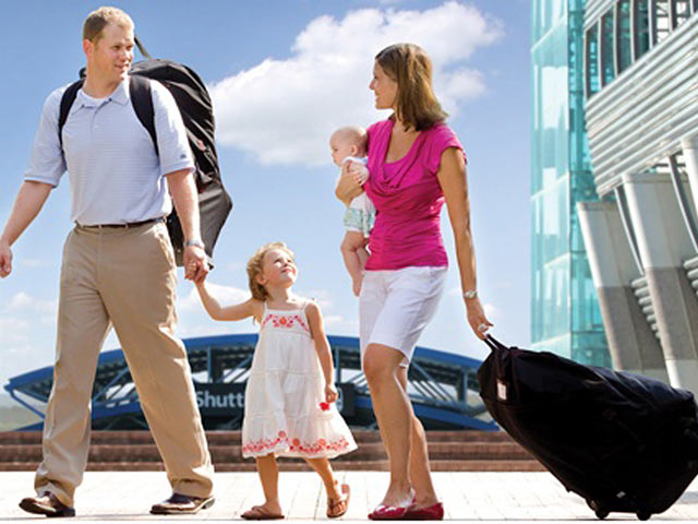 Mo thay vi du di voi gia dinh