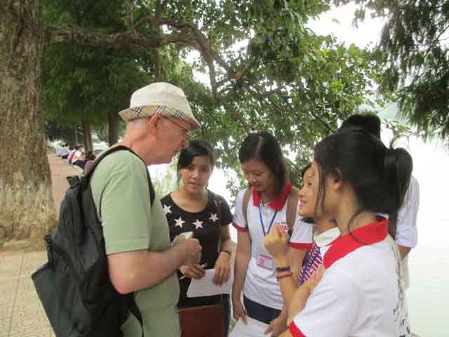 Giấc mơ và người cũ cứ thế trôi đi