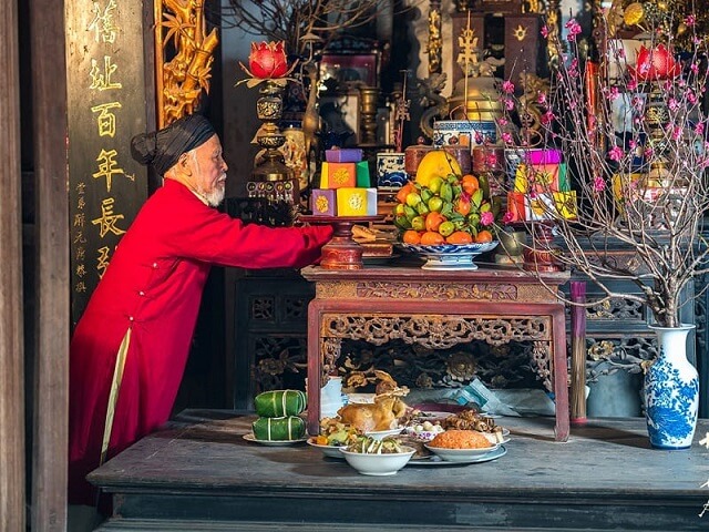 Mơ thấy em thắp hương