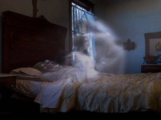 Mơ thấy người chết nói chuyện với tôi