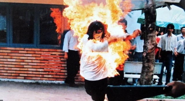 Nằm mơ thấy ai đó bị chết cháy