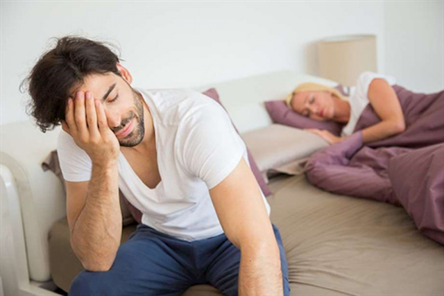 Nằm mơ thấy vợ có bầu với người khác