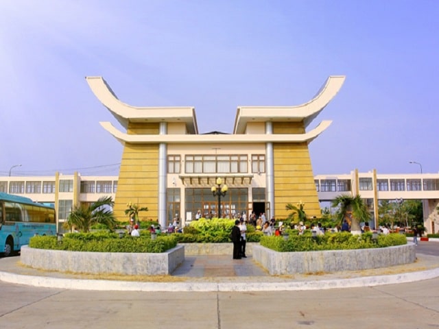 Để đến sòng bạc để tìm hiểu các thẻ khác, bạn phải thực hiện thuế đánh thuế