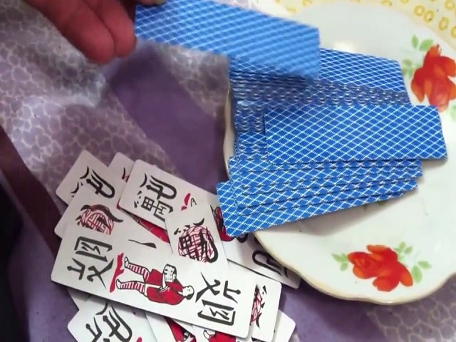 Sau một thời gian dài đau đớn, chất thải đã mất đi và hiểu rõ. 