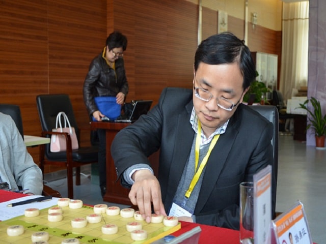 Ton đã học chơi cờ khi lên 6 tuổi