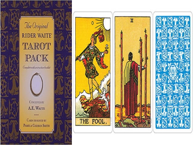 Lấy một bộ bài Tarot và tuân theo các tiêu chuẩn của Rider Tarot