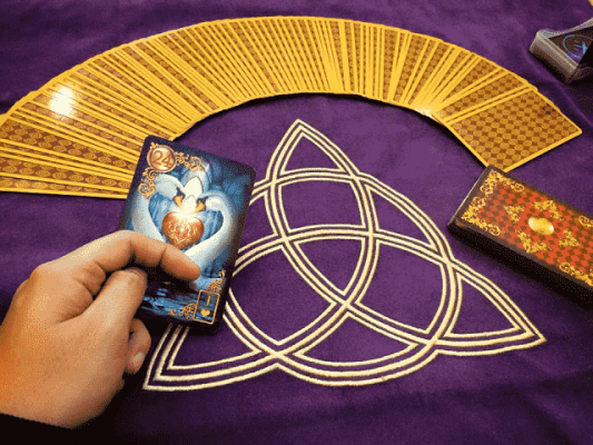 Bói bài tarot về công việc và sự nghiệp