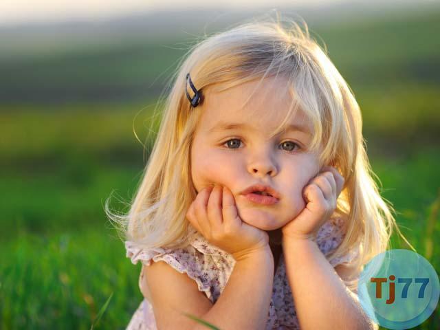 Nằm mơ thấy em bé gái