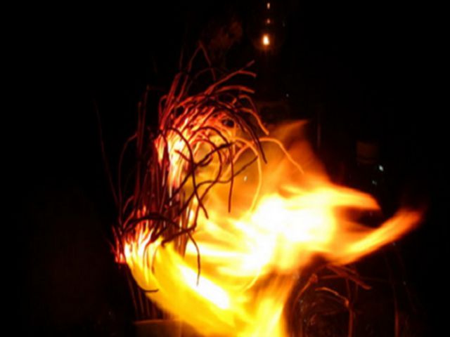 Người đàn ông đổi hướng bị bắt bởi một cuộc tấn công bất ngờ