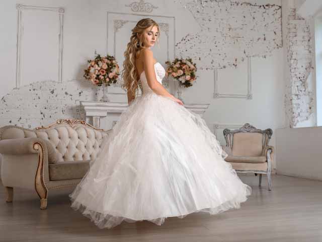 Nằm mơ thấy cô dâu đánh con gì