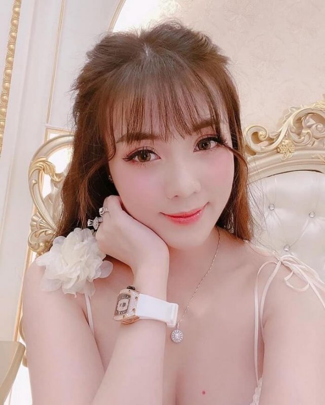 cô giáo Âu Hà My