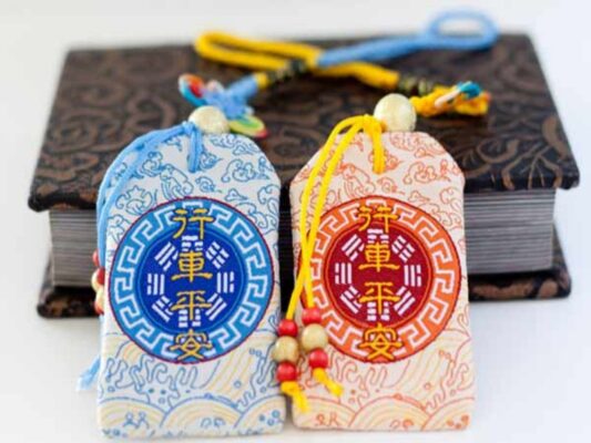 Cách Làm Bùa May Mắn